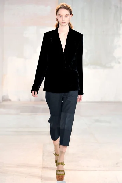 Look 23